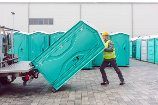 Portable Toilet Options We Offer in Fort Meade, FL